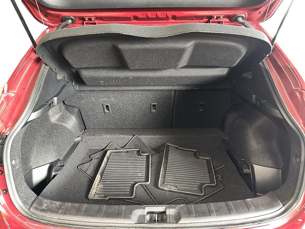 2023 Nissan Qashqai SV AWD CVT in Stratford, Ontario - 6 - w1024h768px