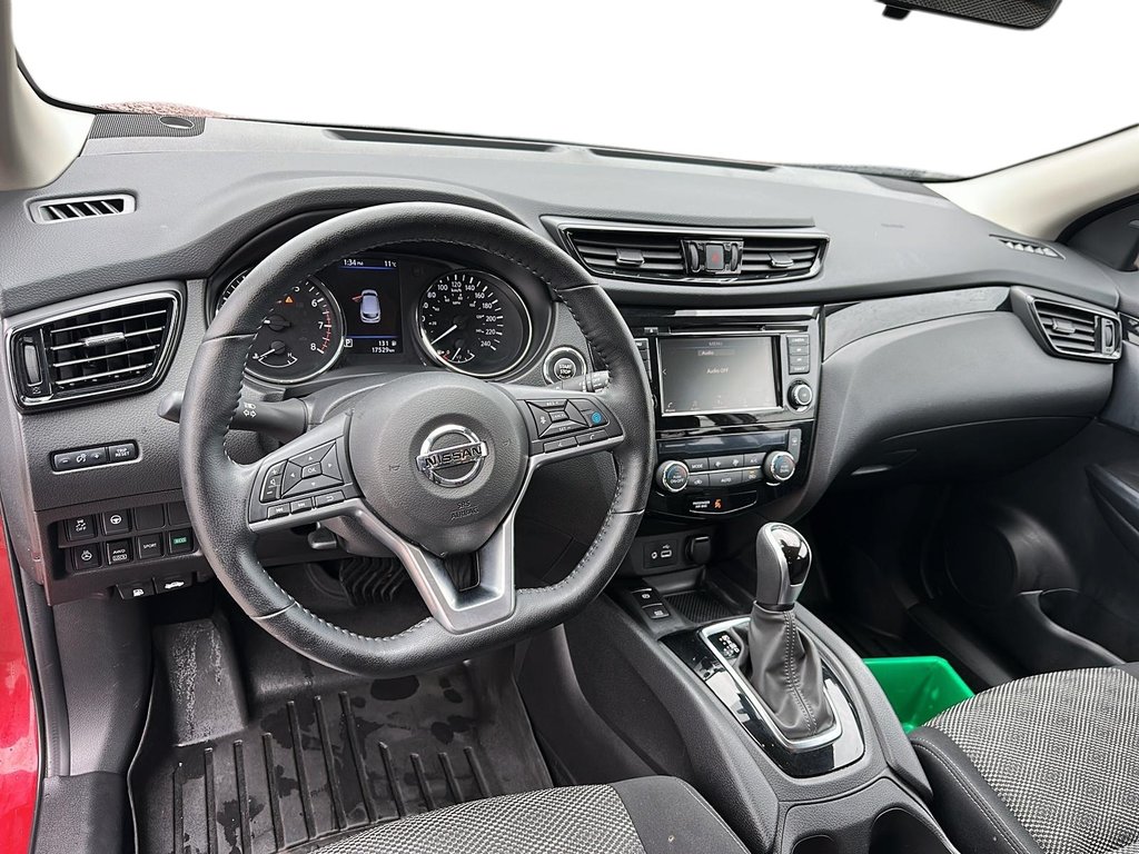 2023 Nissan Qashqai SV AWD CVT in Stratford, Ontario - 9 - w1024h768px