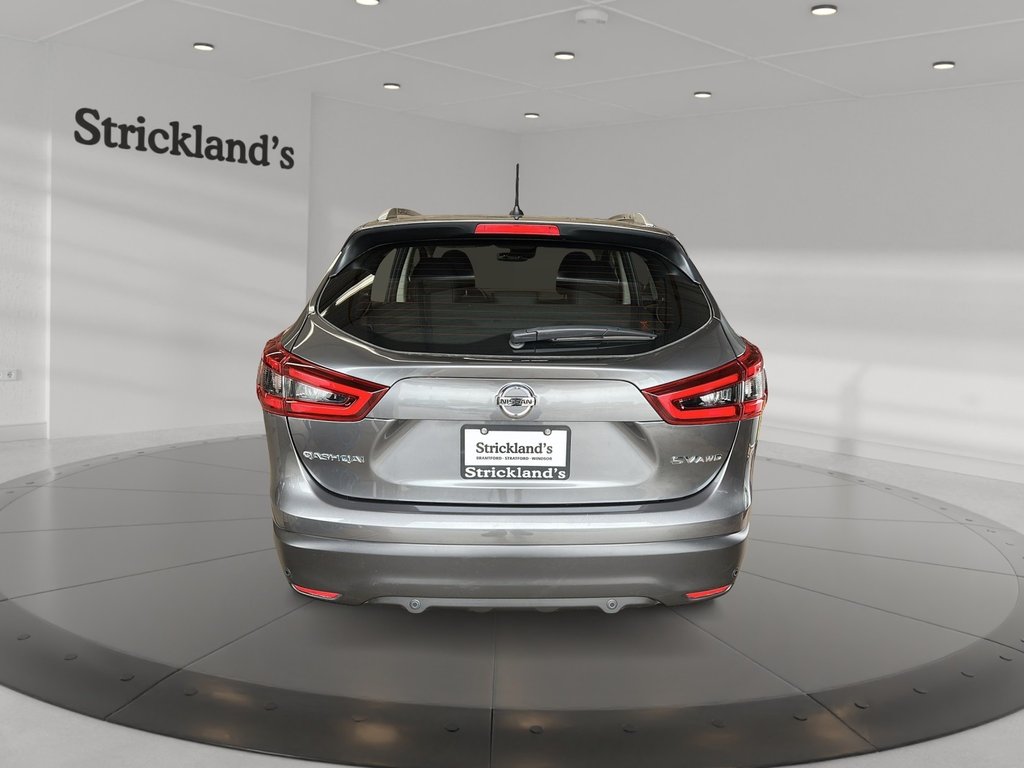 2023 Nissan Qashqai SV AWD CVT in Stratford, Ontario - 3 - w1024h768px