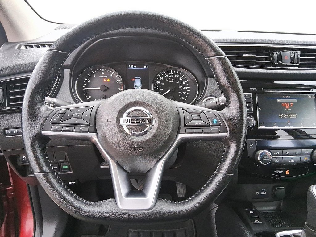 2023 Nissan Qashqai SV AWD CVT in Stratford, Ontario - 13 - w1024h768px