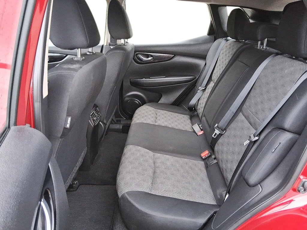 2023 Nissan Qashqai SV AWD CVT in Stratford, Ontario - 10 - w1024h768px