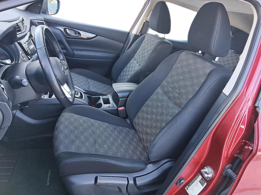 2023 Nissan Qashqai SV AWD CVT in Stratford, Ontario - 9 - w1024h768px