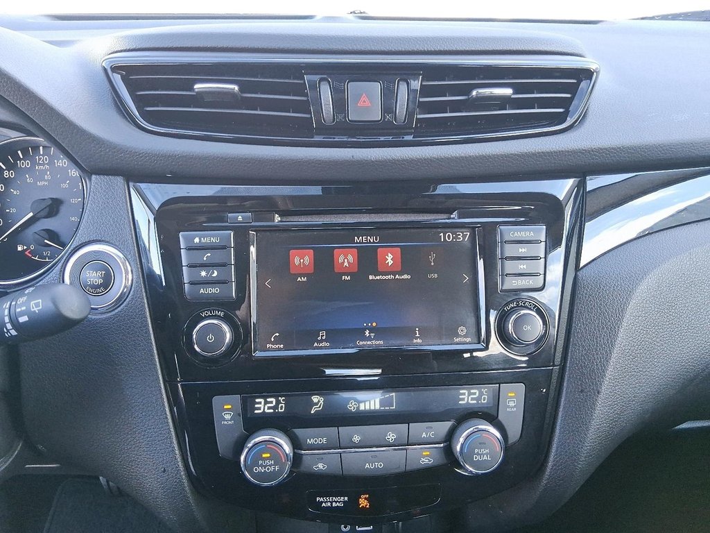 2023 Nissan Qashqai SV AWD CVT in Stratford, Ontario - 16 - w1024h768px