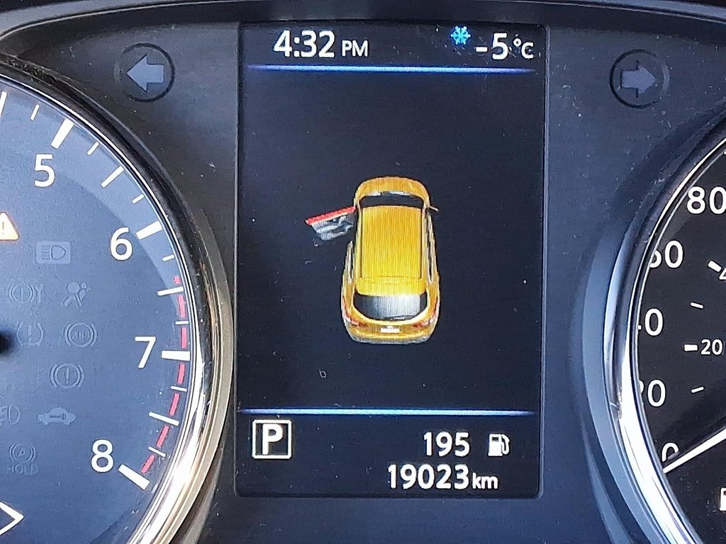 2023 Nissan Qashqai SV AWD CVT in Stratford, Ontario - 14 - w1024h768px