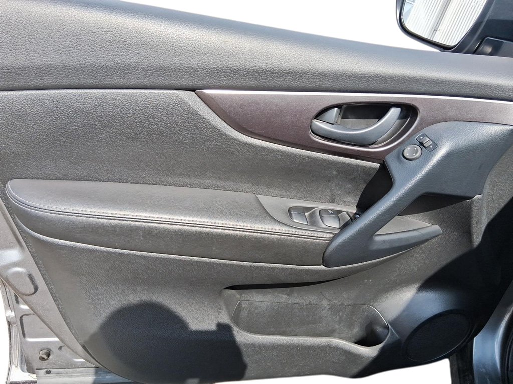 2023 Nissan Qashqai S FWD CVT in Stratford, Ontario - 12 - w1024h768px