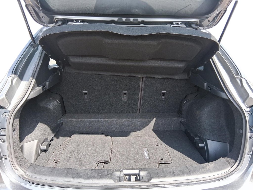 2023 Nissan Qashqai S FWD CVT in Stratford, Ontario - 6 - w1024h768px