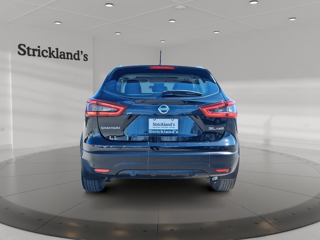 2023 Nissan Qashqai SL AWD CVT in Stratford, Ontario - 3 - w1024h768px