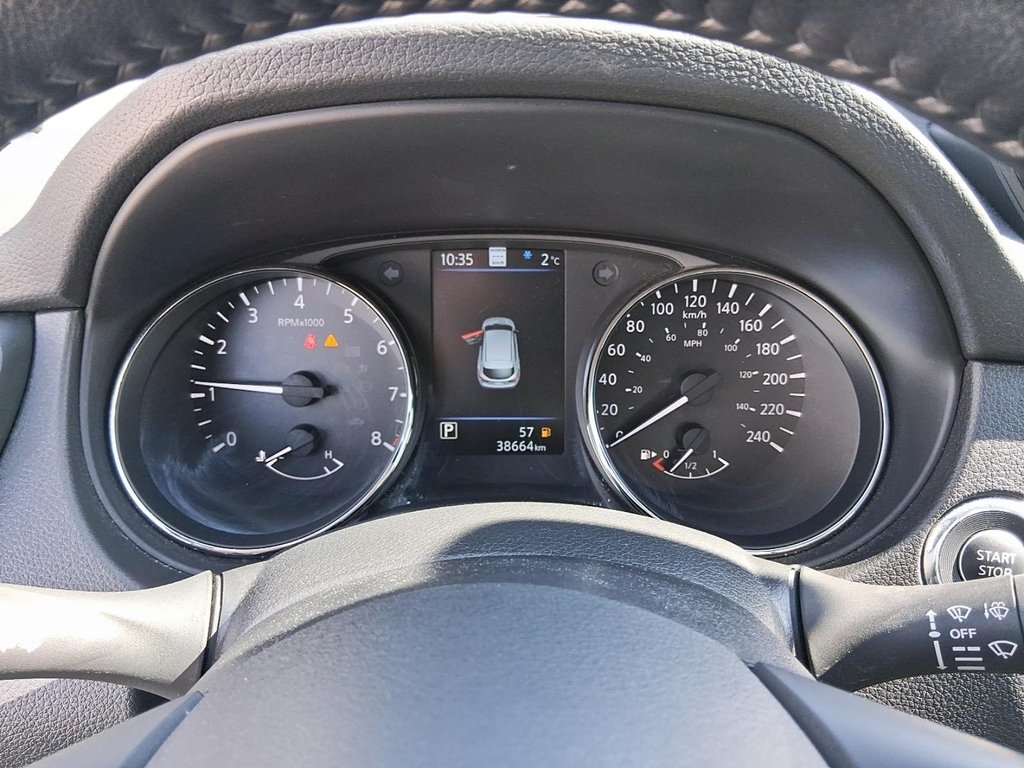 2023 Nissan Qashqai SL AWD CVT in Stratford, Ontario - 15 - w1024h768px