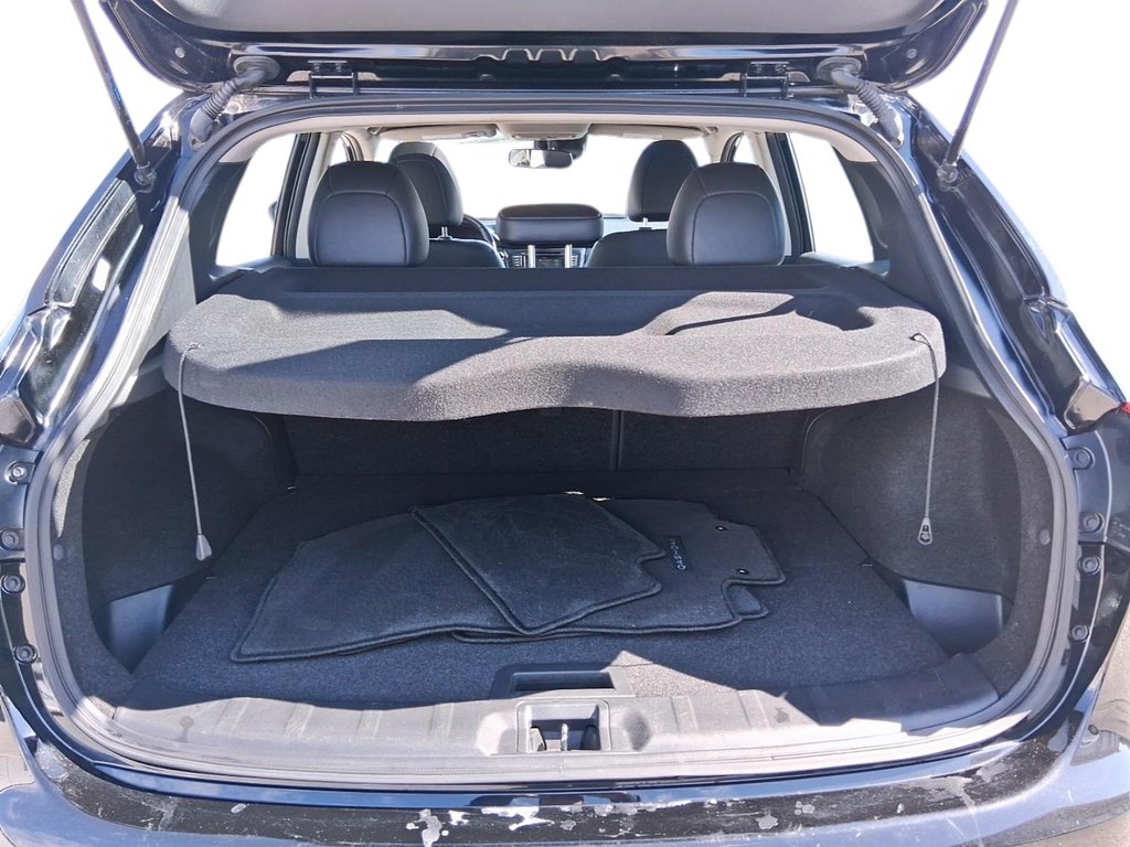 2023 Nissan Qashqai SL AWD CVT in Stratford, Ontario - 7 - w1024h768px