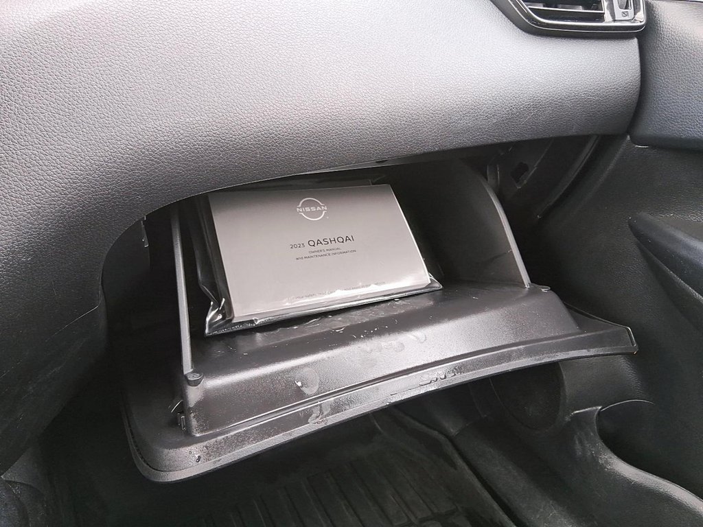 2023 Nissan Qashqai S FWD CVT in Stratford, Ontario - 17 - w1024h768px