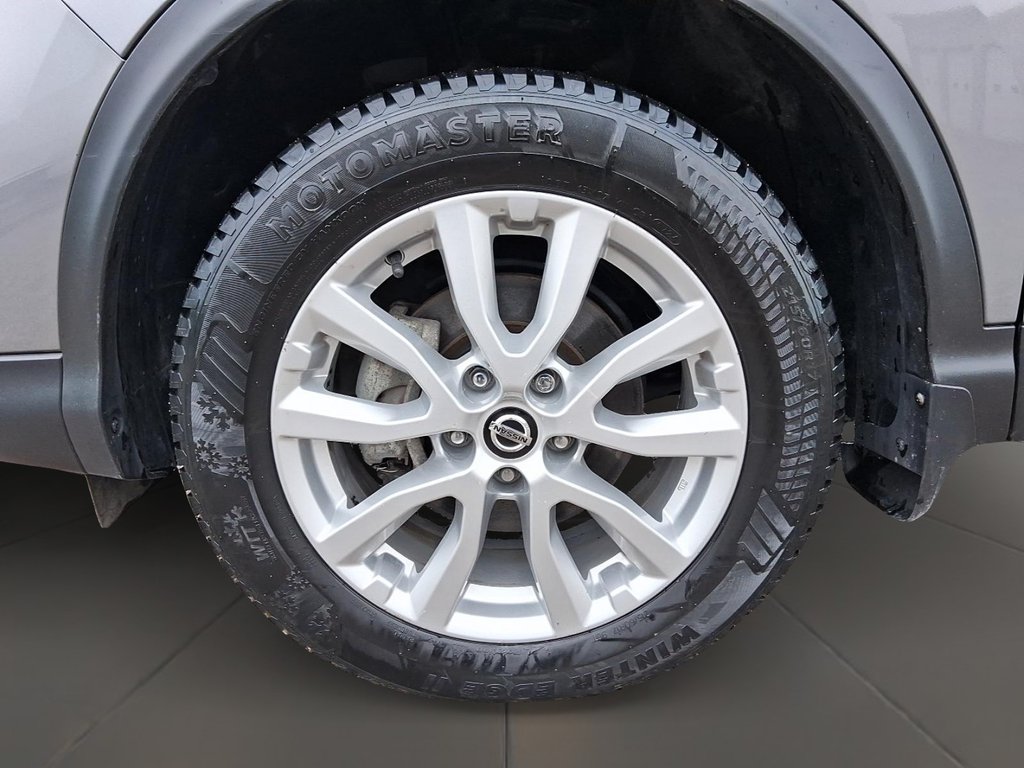 2023 Nissan Qashqai S AWD CVT in Stratford, Ontario - 8 - w1024h768px