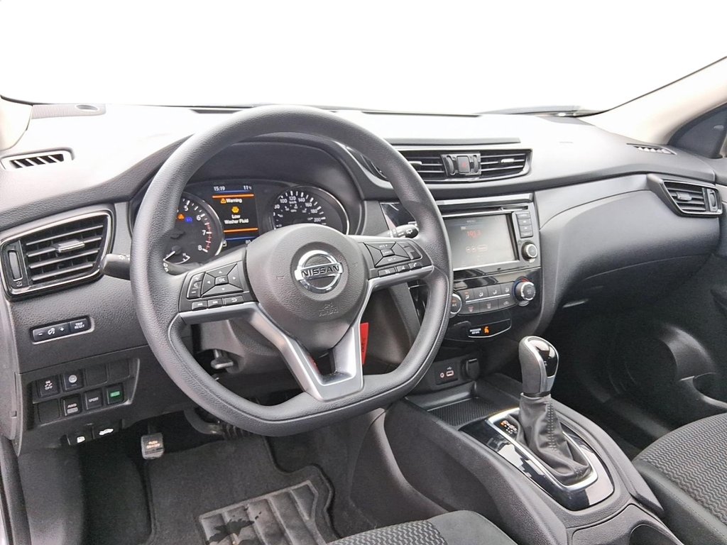 2023 Nissan Qashqai S AWD CVT in Stratford, Ontario - 11 - w1024h768px