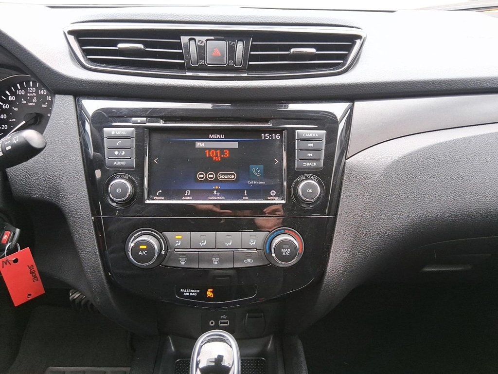 2023 Nissan Qashqai S AWD CVT in Stratford, Ontario - 16 - w1024h768px