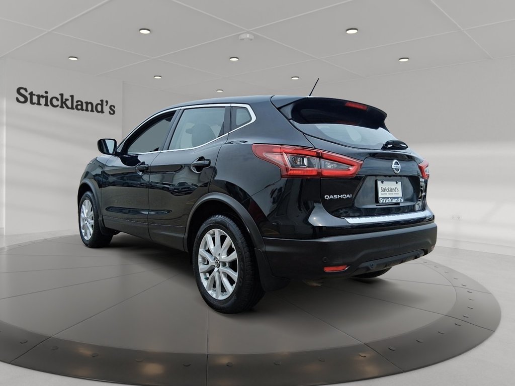 2023 Nissan Qashqai S AWD CVT in Stratford, Ontario - 4 - w1024h768px