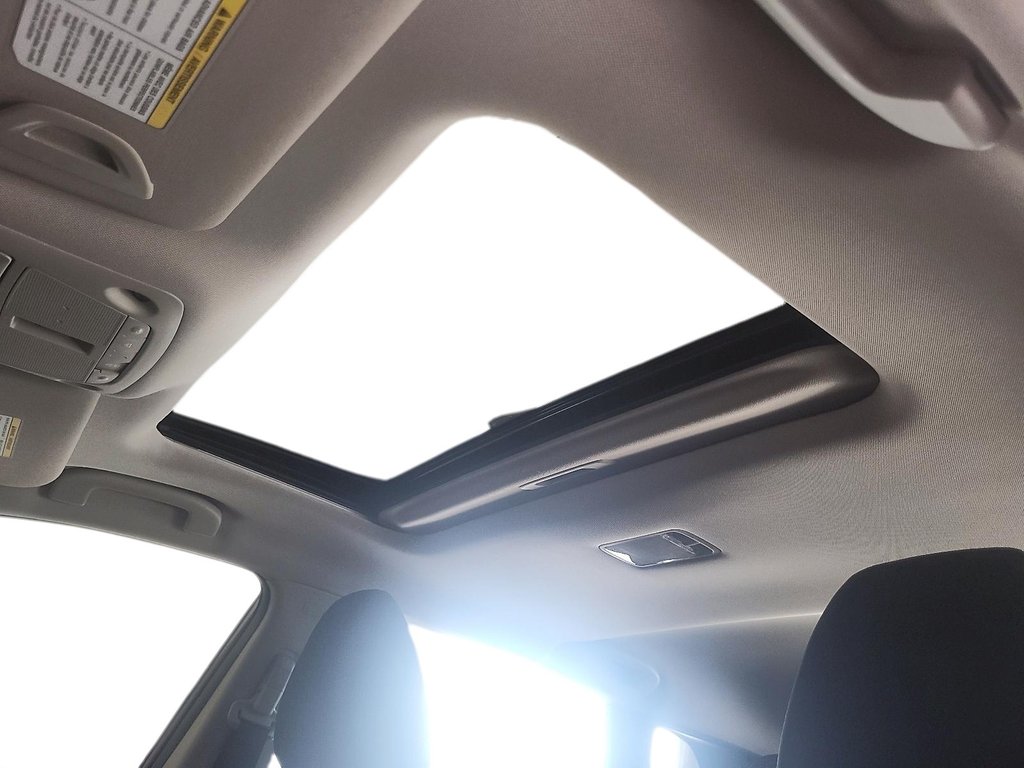 2023 Nissan Qashqai SV AWD CVT in Stratford, Ontario - 16 - w1024h768px