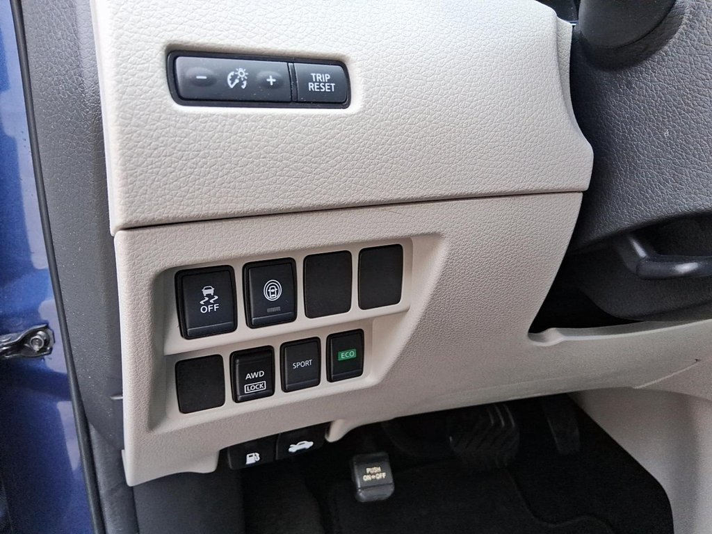 2023 Nissan Qashqai S AWD CVT in Stratford, Ontario - 19 - w1024h768px