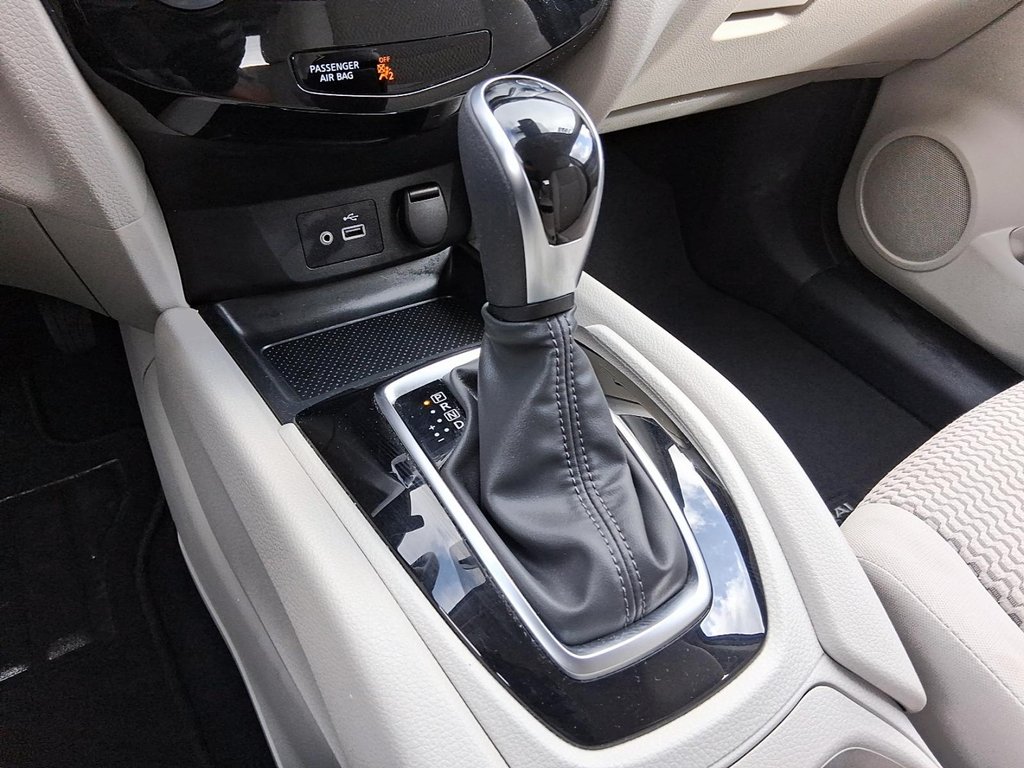 2023 Nissan Qashqai S AWD CVT in Stratford, Ontario - 18 - w1024h768px
