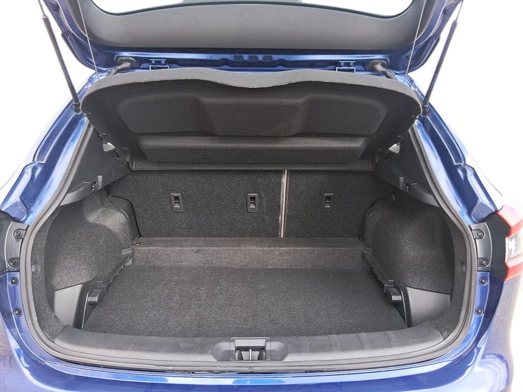 2023 Nissan Qashqai S AWD CVT in Stratford, Ontario - 7 - w1024h768px