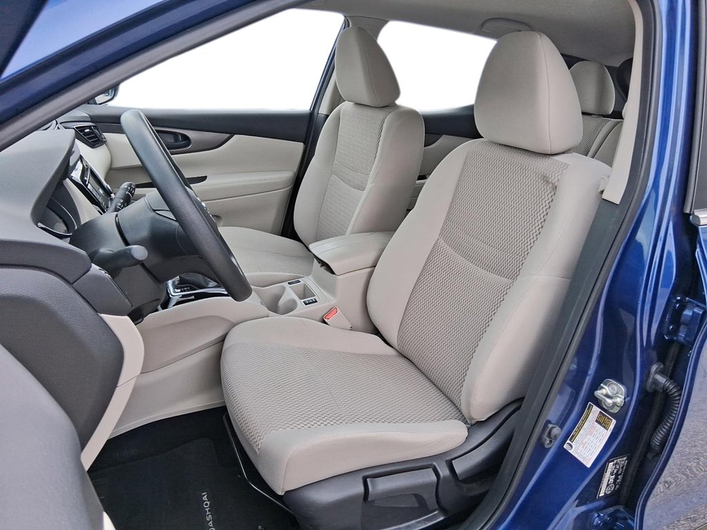 2023 Nissan Qashqai S AWD CVT in Stratford, Ontario - 9 - w1024h768px