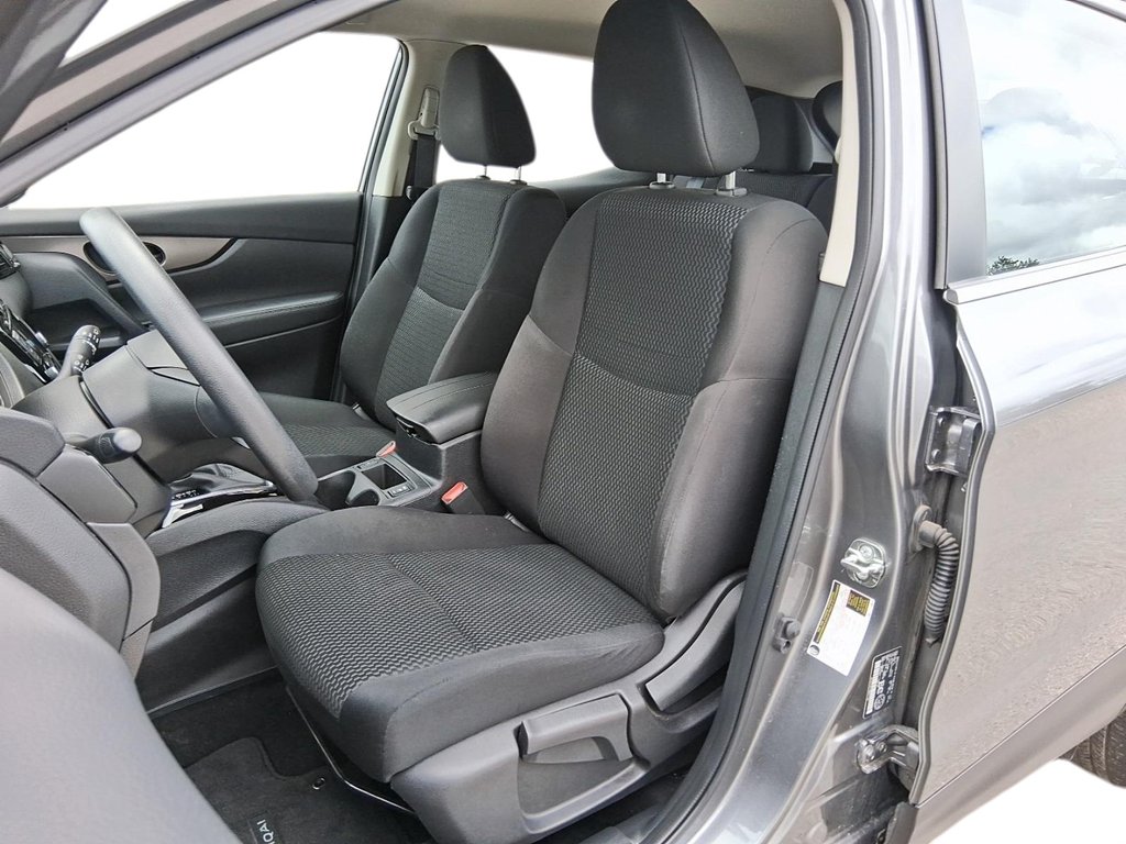 2023 Nissan Qashqai S FWD CVT in Stratford, Ontario - 9 - w1024h768px