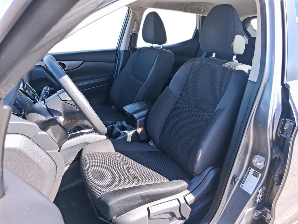 2023 Nissan Qashqai S AWD CVT in Stratford, Ontario - 8 - w1024h768px