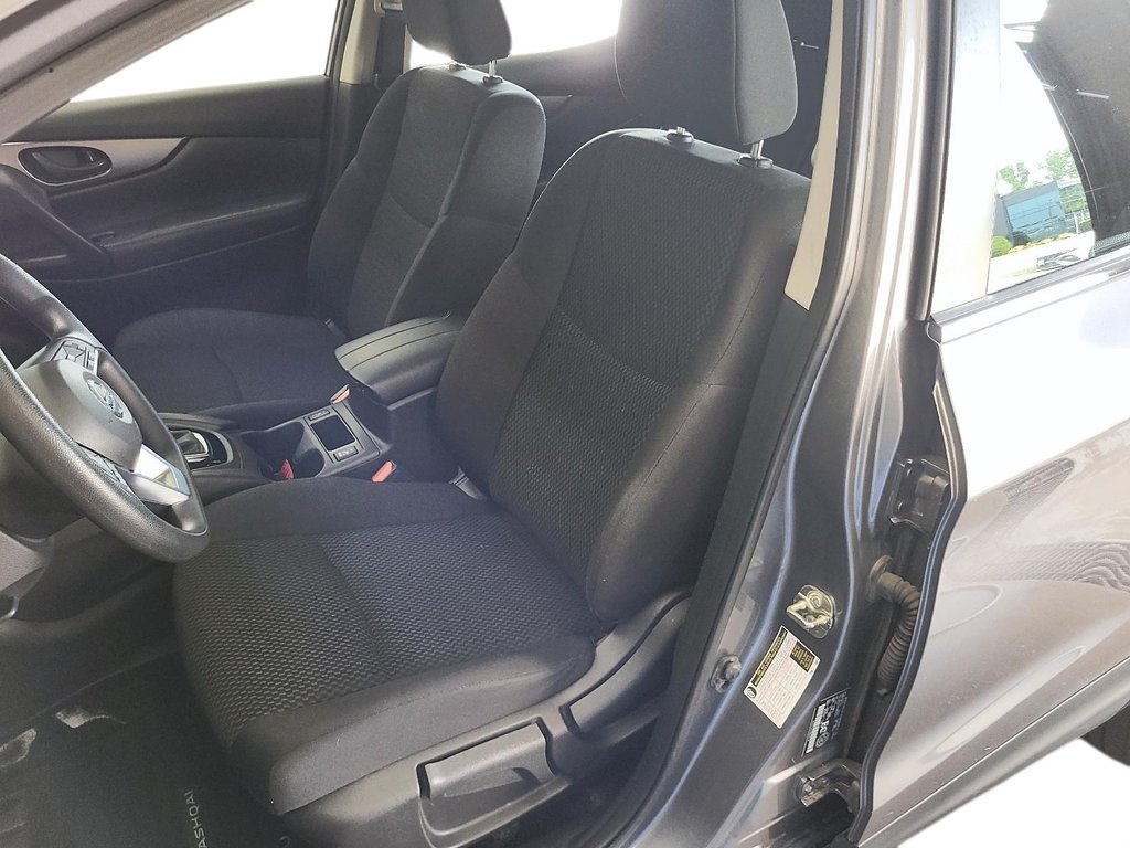 2023 Nissan Qashqai S FWD CVT in Stratford, Ontario - 8 - w1024h768px