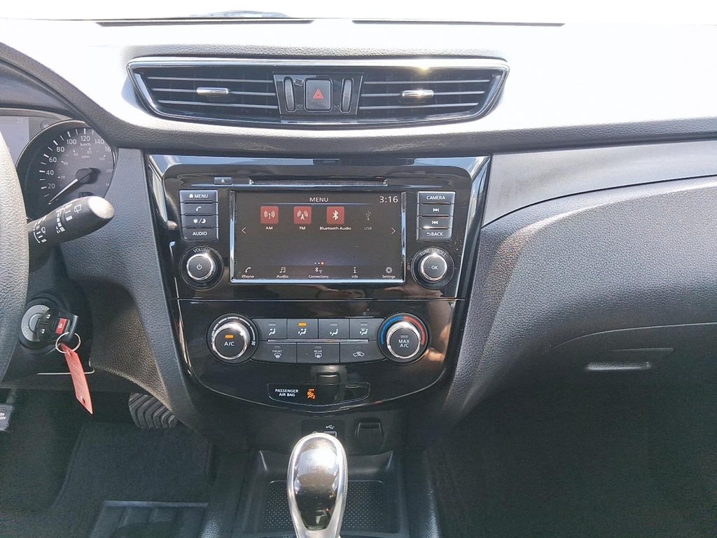 2023 Nissan Qashqai S AWD CVT in Stratford, Ontario - 16 - w1024h768px