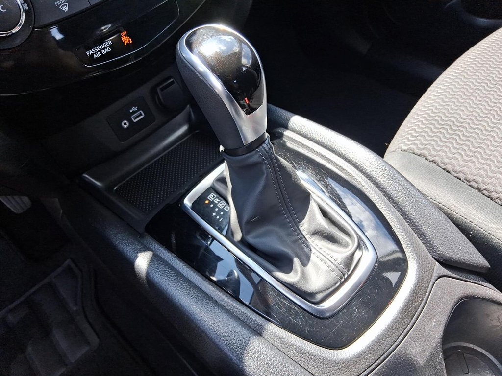 2023 Nissan Qashqai S AWD CVT in Stratford, Ontario - 17 - w1024h768px