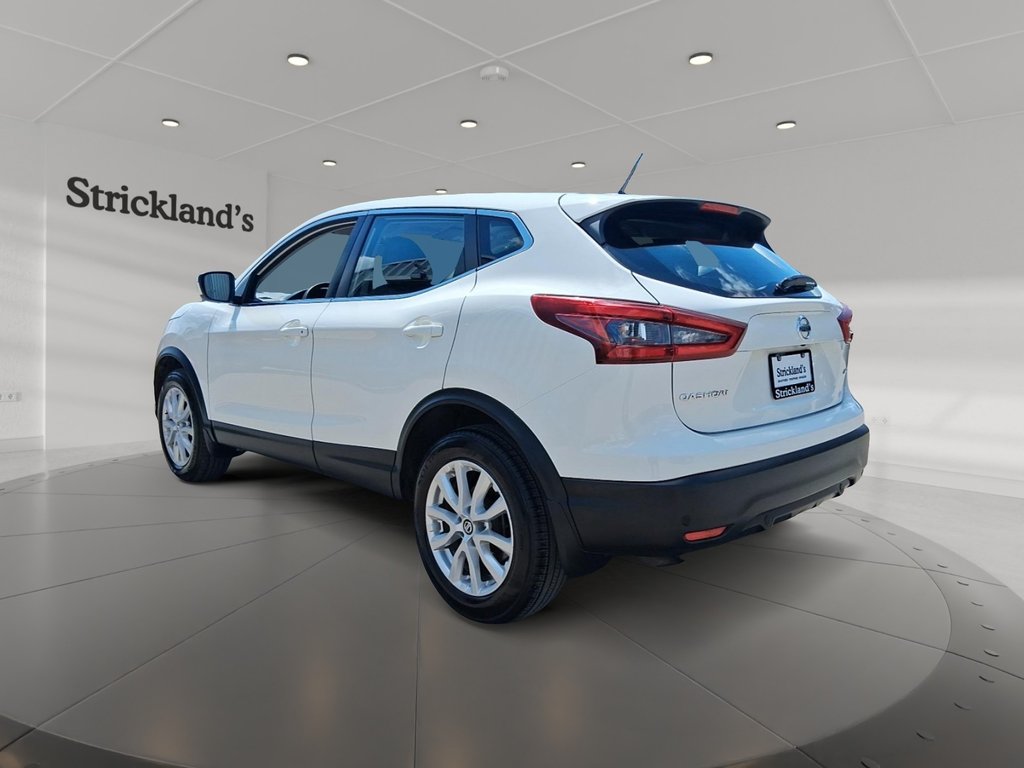 2023 Nissan Qashqai S AWD CVT in Stratford, Ontario - 4 - w1024h768px