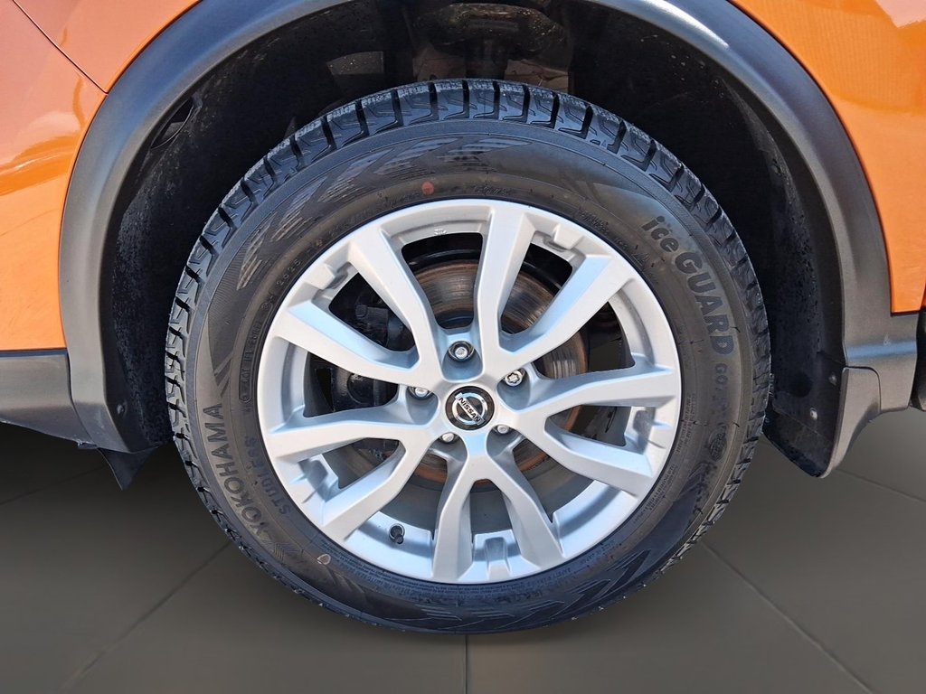 2023 Nissan Qashqai SV AWD CVT in Stratford, Ontario - 7 - w1024h768px