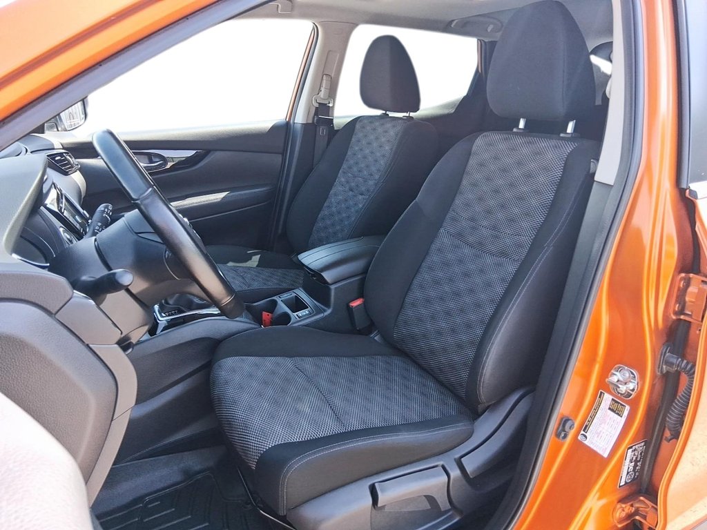 2023 Nissan Qashqai SV AWD CVT in Stratford, Ontario - 8 - w1024h768px