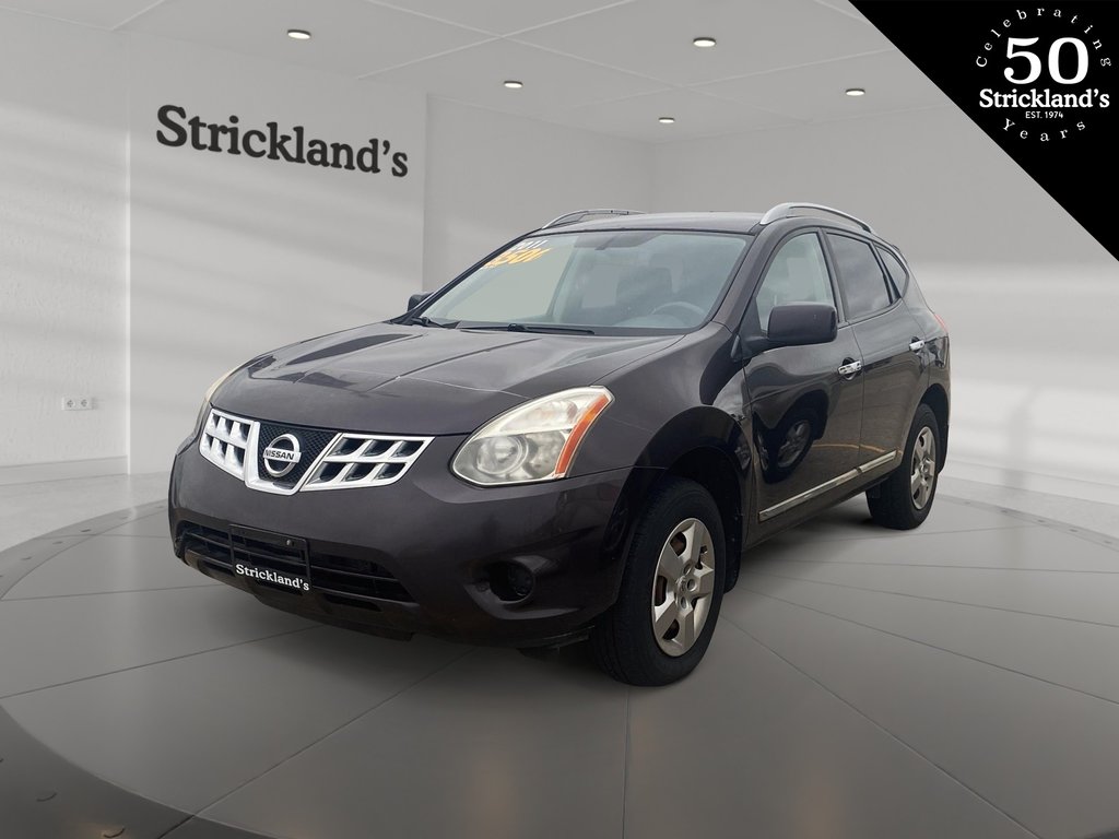 2011  Rogue SV AWD CVT in Stratford, Ontario - 1 - w1024h768px