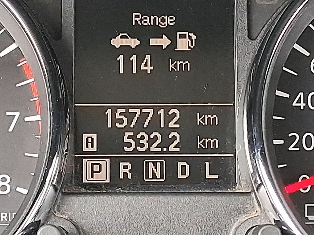 2012 Nissan Rogue S FWD CVT in Stratford, Ontario - 13 - w1024h768px