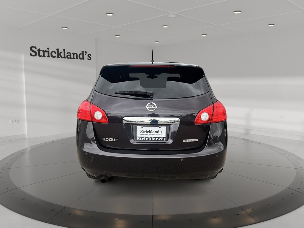 2013 Nissan Rogue S FWD CVT in Stratford, Ontario - 3 - w1024h768px