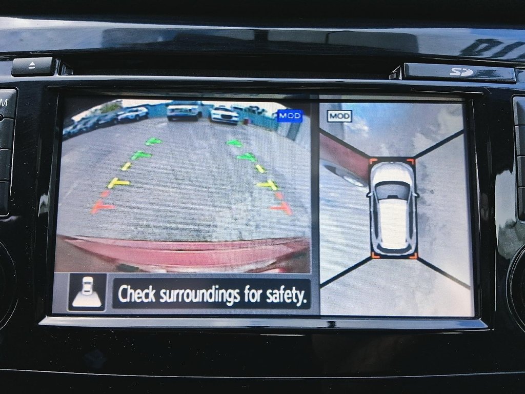 2014 Nissan Rogue SV AWD CVT in Stratford, Ontario - 19 - w1024h768px