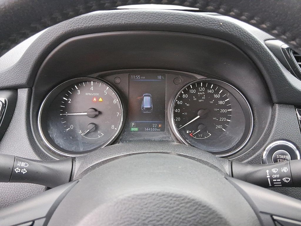 2020 Nissan Rogue SV AWD CVT (2) in Stratford, Ontario - 13 - w1024h768px