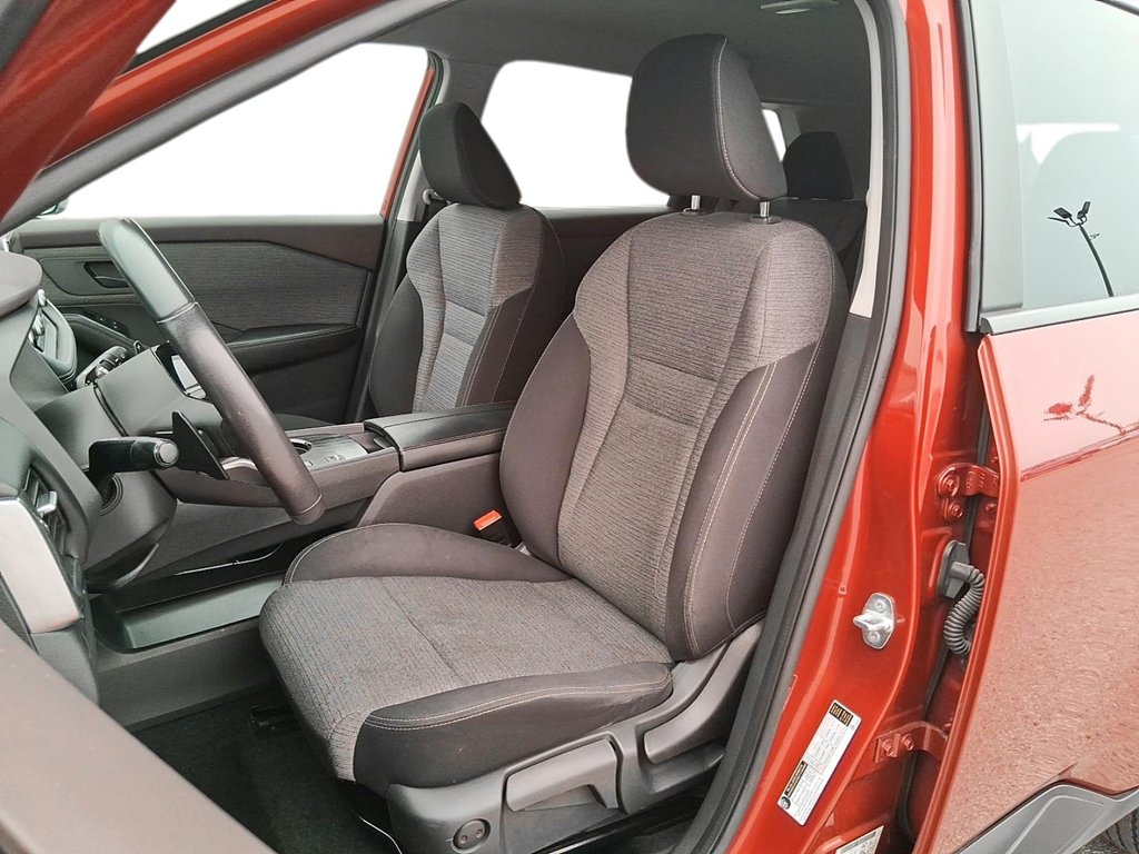 2021 Nissan Rogue S FWD CVT in Stratford, Ontario - 8 - w1024h768px