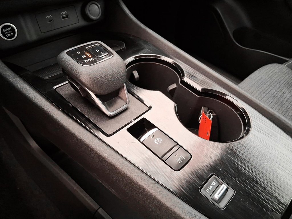 2021 Nissan Rogue S FWD CVT in Stratford, Ontario - 16 - w1024h768px