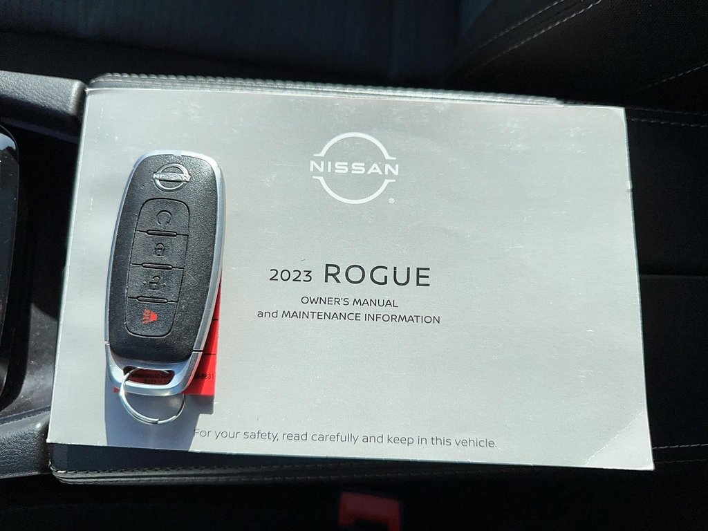 2023 Nissan Rogue SV AWD CVT in Stratford, Ontario - 15 - w1024h768px