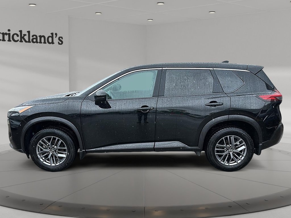 2023 Nissan Rogue S AWD CVT in Stratford, Ontario - 5 - w1024h768px