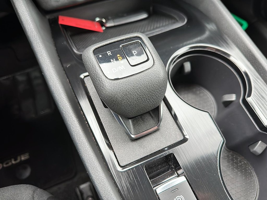 2023 Nissan Rogue S AWD CVT in Stratford, Ontario - 14 - w1024h768px