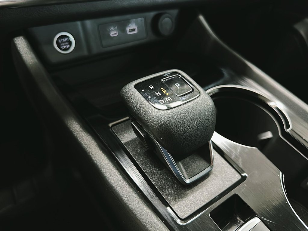2023 Nissan Rogue S AWD CVT in Stratford, Ontario - 14 - w1024h768px
