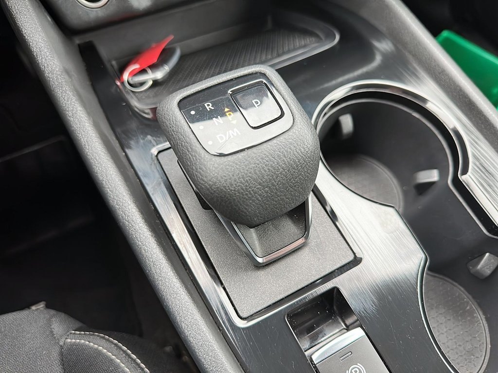 2023 Nissan Rogue S AWD CVT in Stratford, Ontario - 14 - w1024h768px