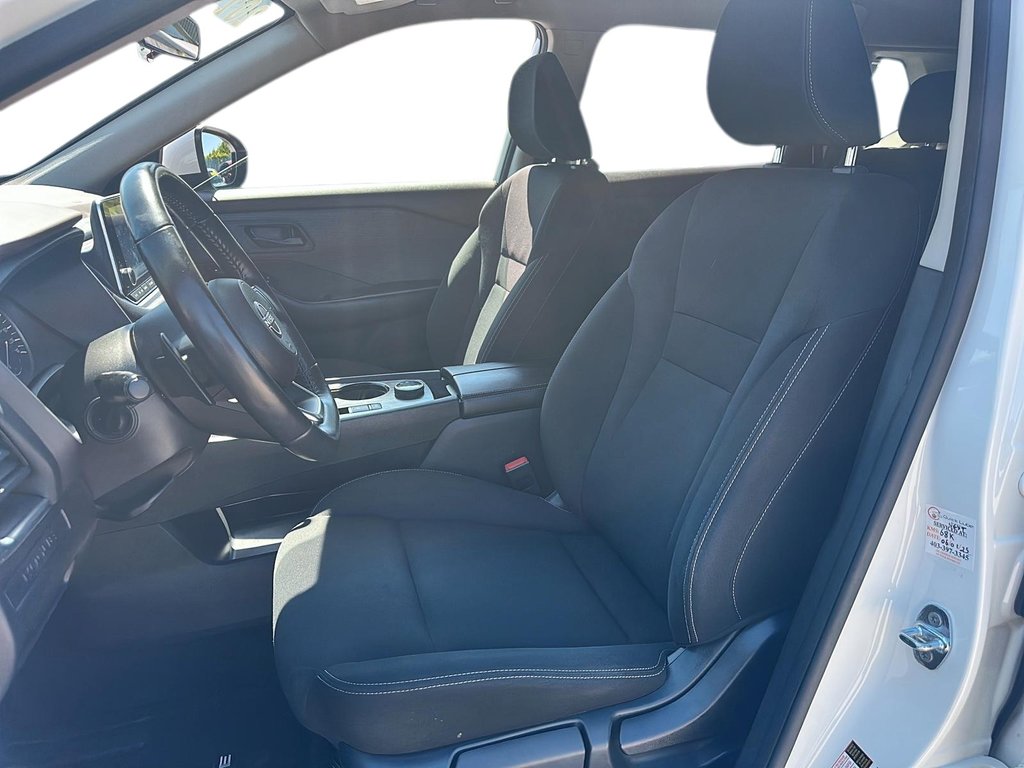 2023 Nissan Rogue S AWD CVT in Stratford, Ontario - 8 - w1024h768px