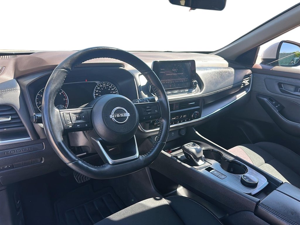 2023 Nissan Rogue S AWD CVT in Stratford, Ontario - 9 - w1024h768px