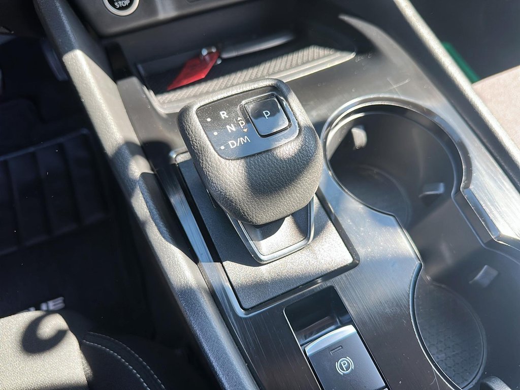 2023 Nissan Rogue S AWD CVT in Stratford, Ontario - 14 - w1024h768px