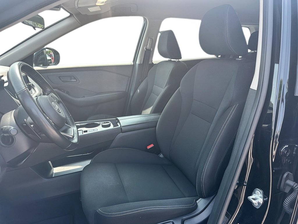 2023 Nissan Rogue S AWD CVT in Stratford, Ontario - 8 - w1024h768px