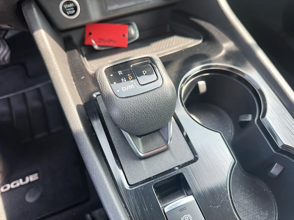 2023 Nissan Rogue S AWD CVT in Stratford, Ontario - 14 - w1024h768px