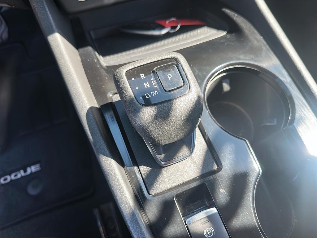 2023 Nissan Rogue S AWD CVT in Stratford, Ontario - 14 - w1024h768px