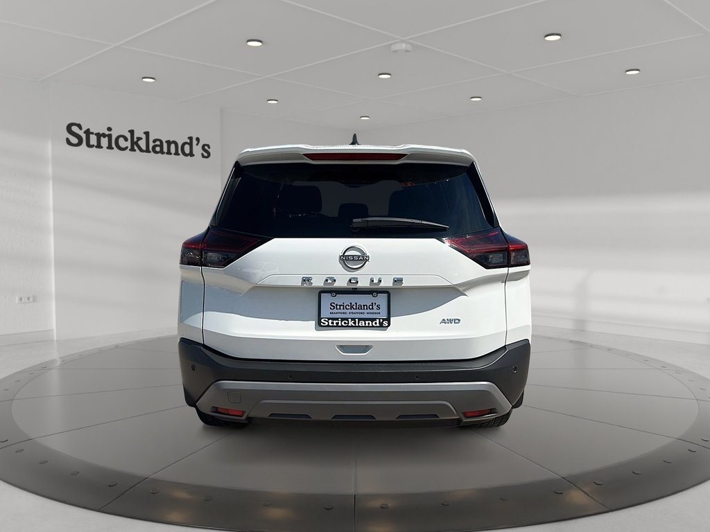 2023 Nissan Rogue S AWD CVT in Stratford, Ontario - 3 - w1024h768px